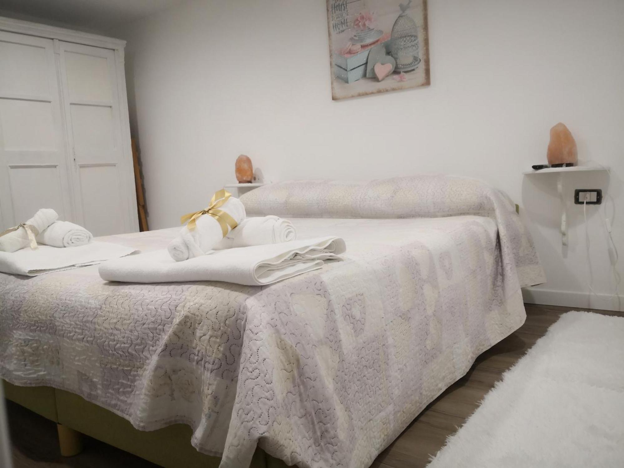Il Centro Guest House Nápoles Habitación foto
